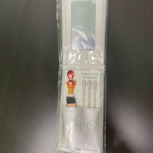*free with purchase* Q-tip holder with tweezers and mirror